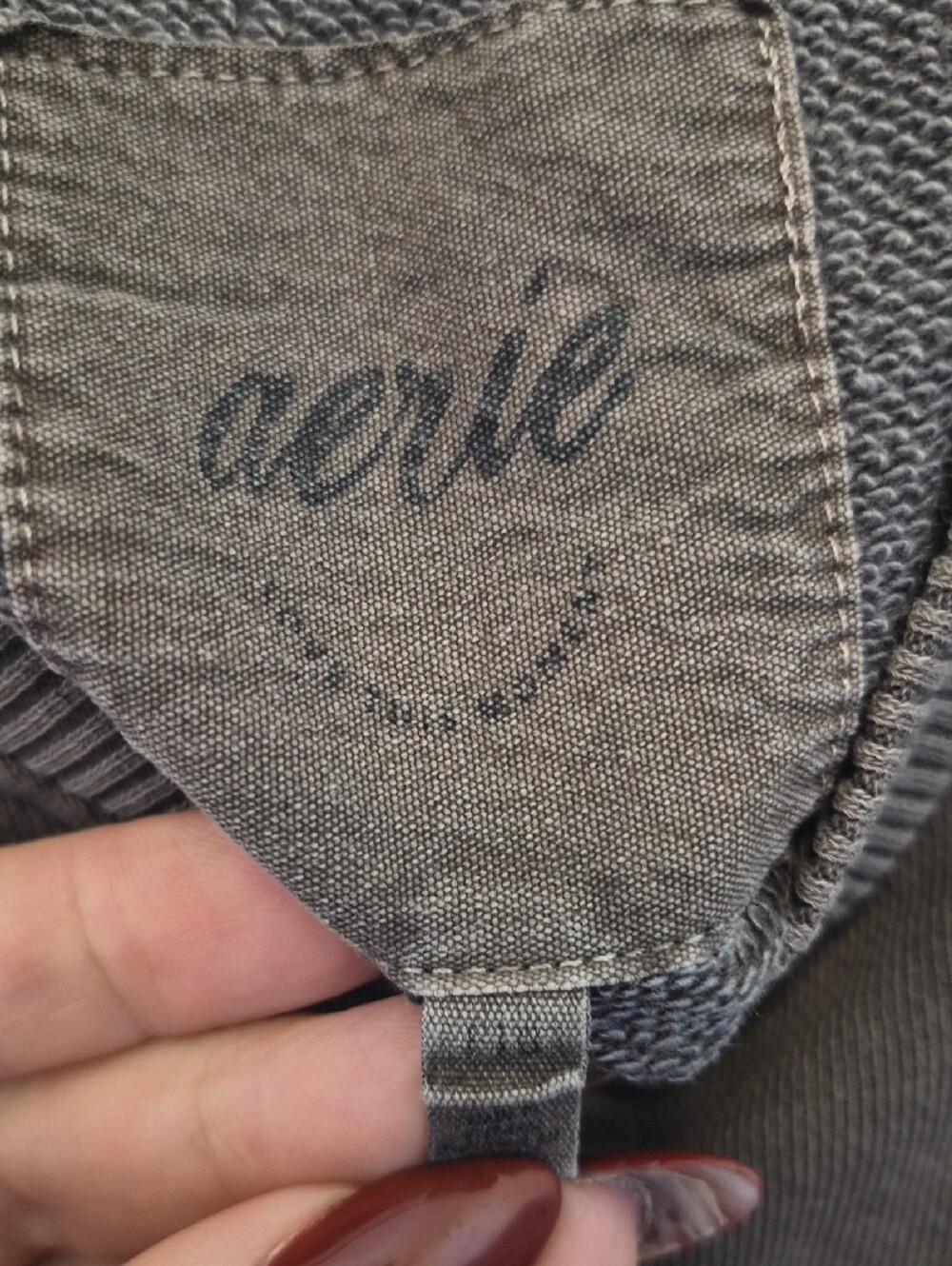 aerie Olive V-Neck Garment-Washed Sweatshirt - Picture 2 of 3